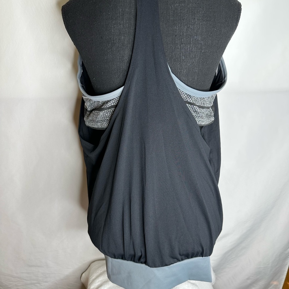 Nike Tank - Picture 4 of 6